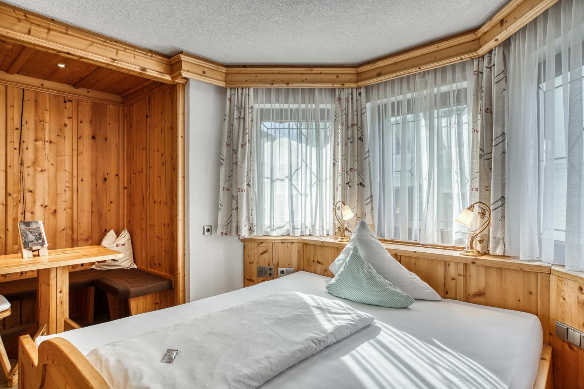 Hotel Alpenstolz Mieders Chambre photo