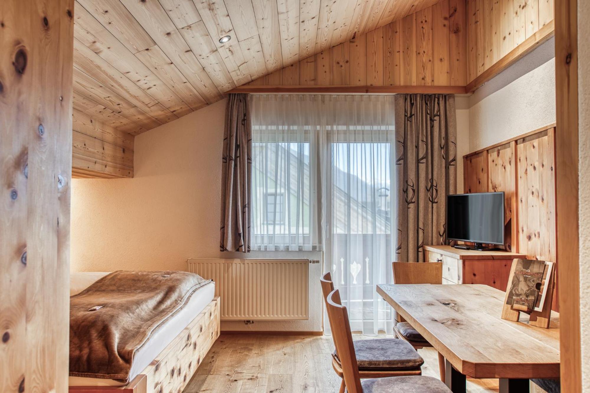 Hotel Alpenstolz Mieders Chambre photo