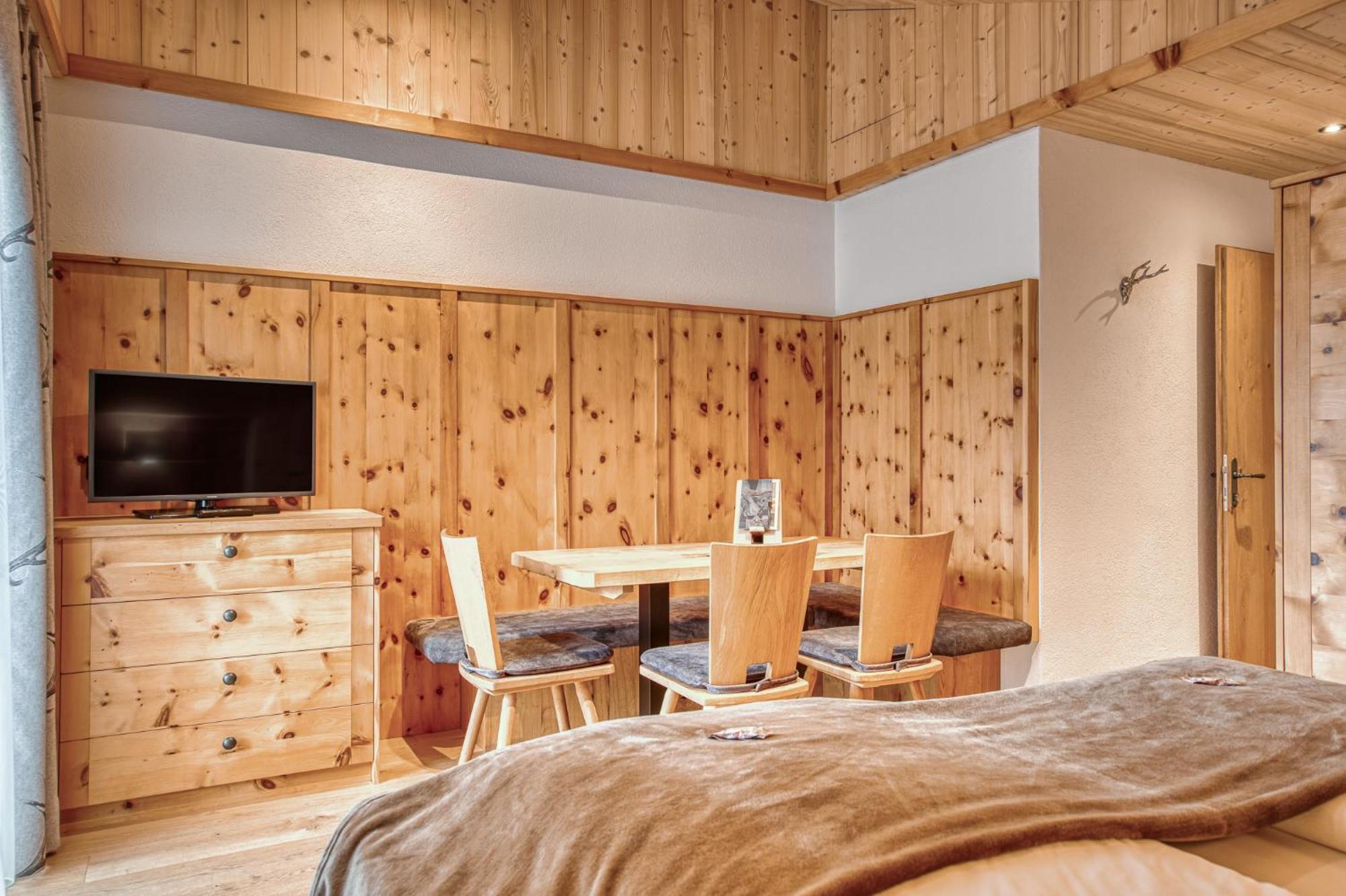 Hotel Alpenstolz Mieders Chambre photo