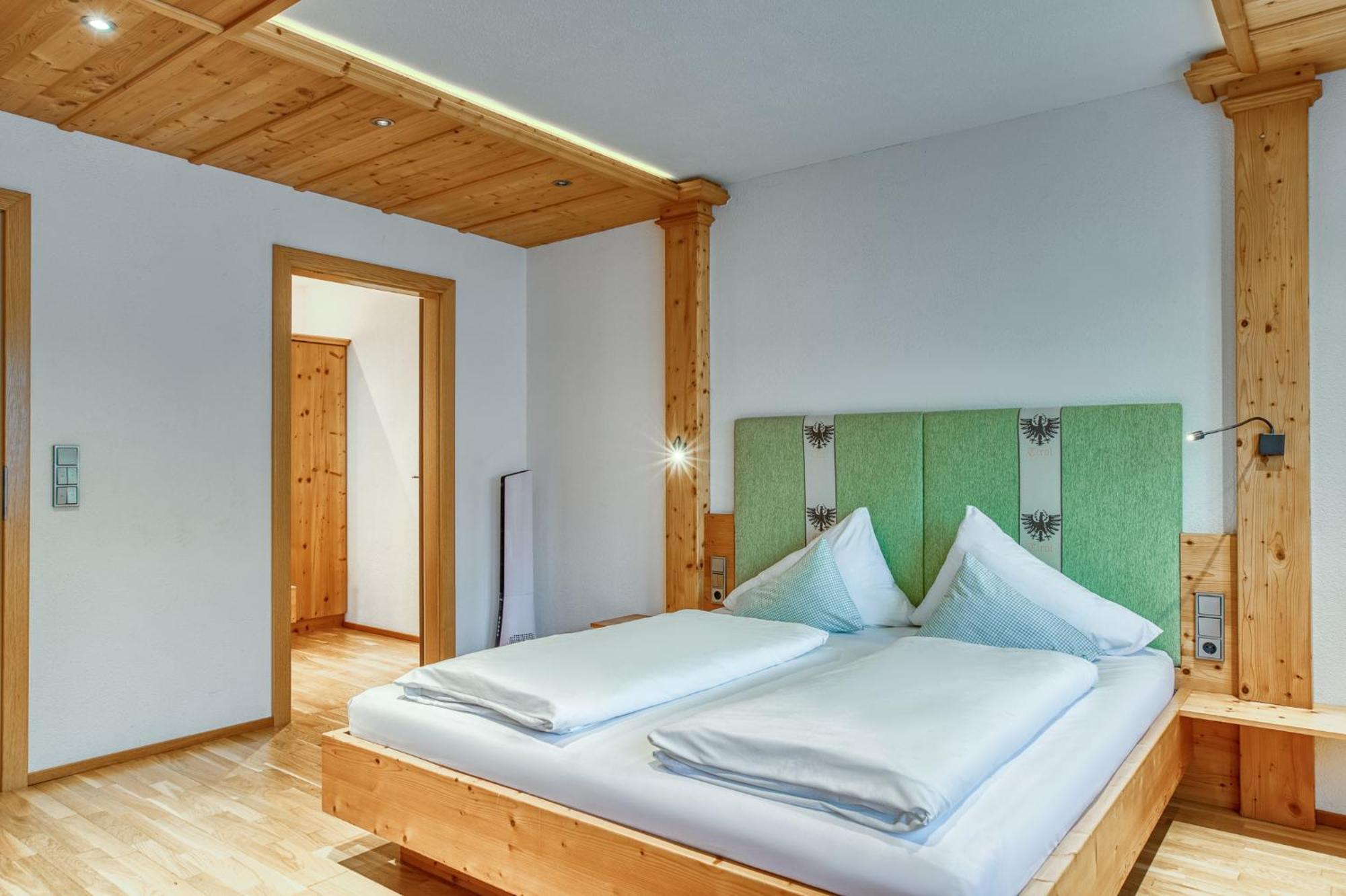 Hotel Alpenstolz Mieders Chambre photo