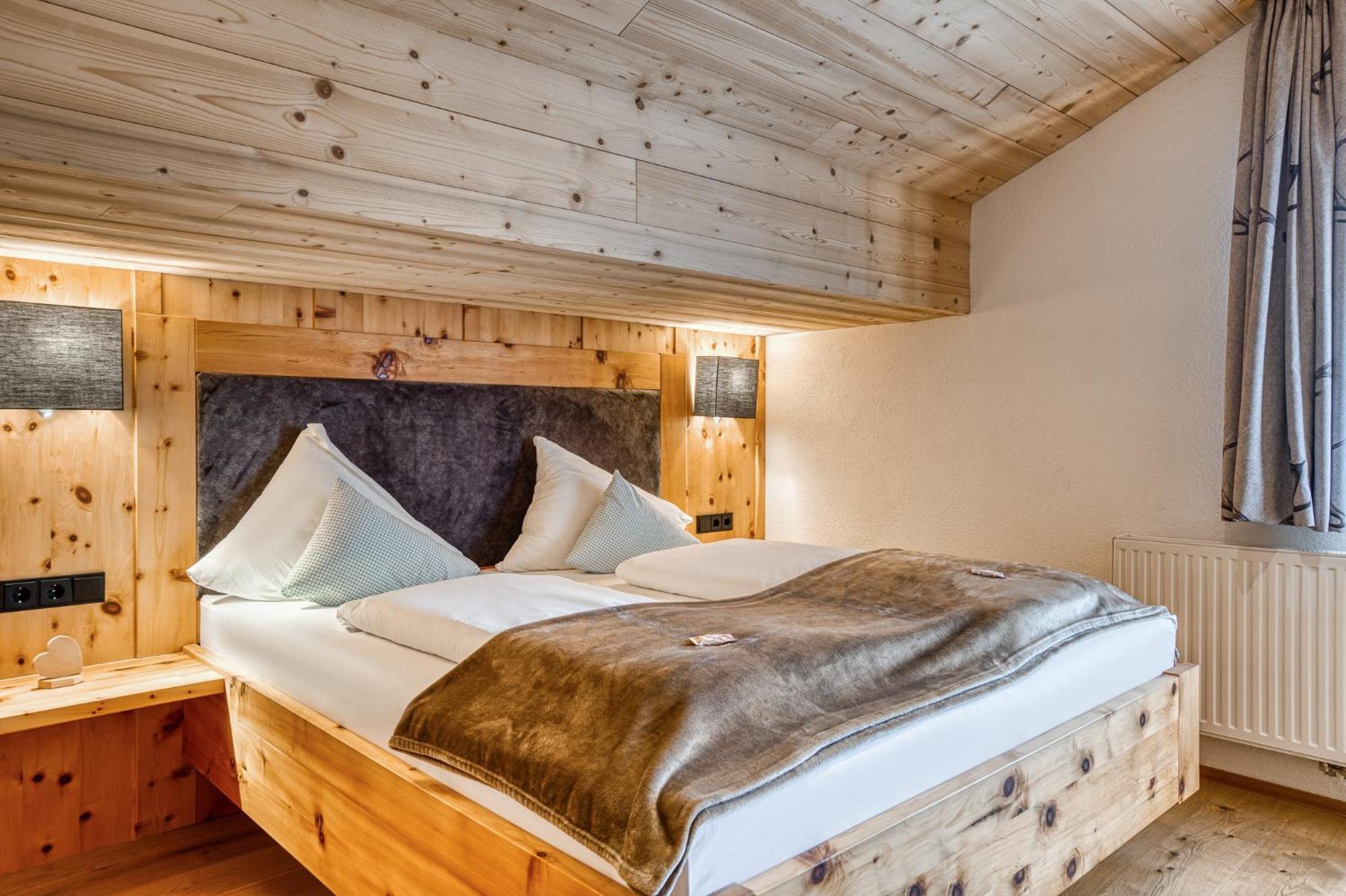 Hotel Alpenstolz Mieders Chambre photo