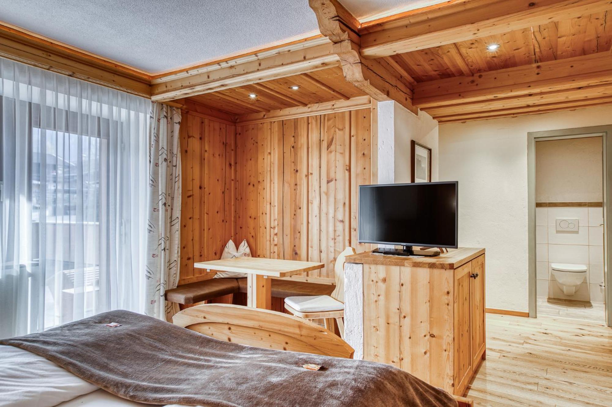 Hotel Alpenstolz Mieders Chambre photo